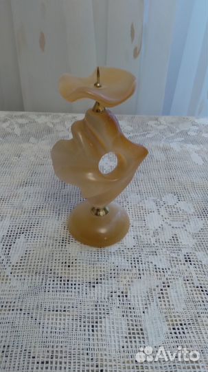 Подсвечник из камня