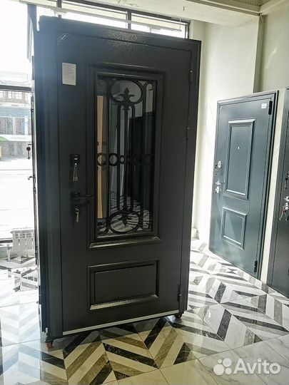 Дверь входная металлическая