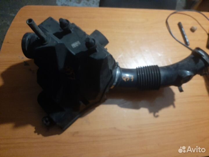 Audi Q5 Корпус воздушного фильтра