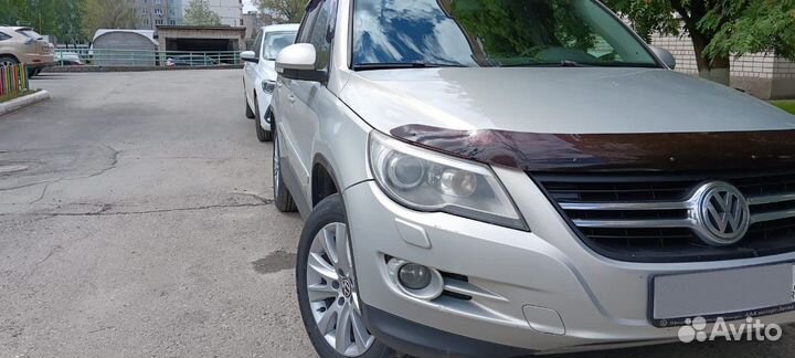 Volkswagen Tiguan 2.0 AT, 2010, 258 000 км