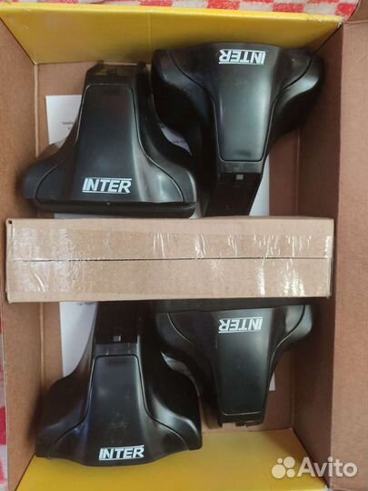 Автомобильный багажник на крышу