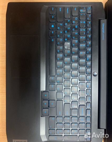 Lenovo/i7 10750/8GB/GTX1650/SSD+HDD/15.6 IPS FHD