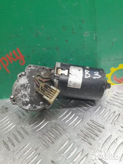 Моторчик дворников Volkswagen Passat B3 седан 1.8