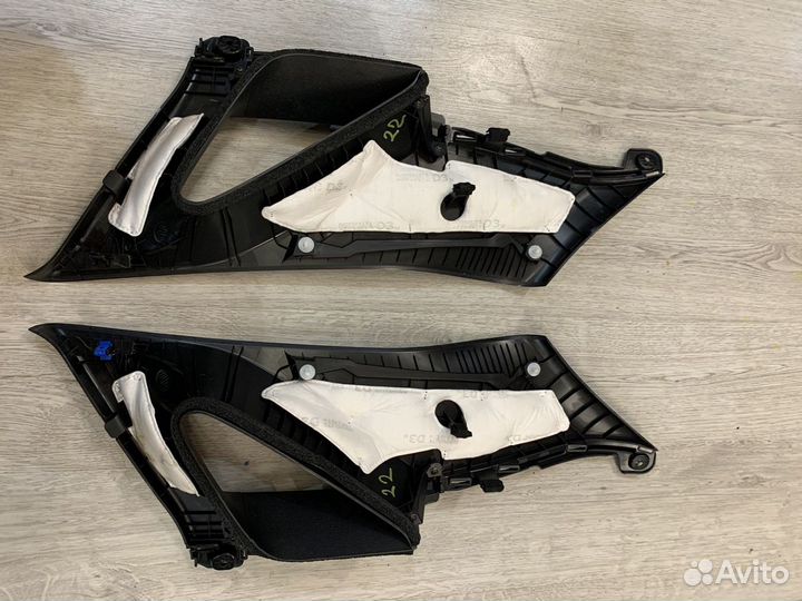 Обшивка стойки задняя верхняя Kia Ceed 2018)