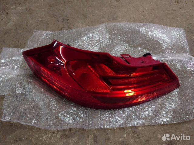 Стоп сигнал левый Opel insignia sport tourer