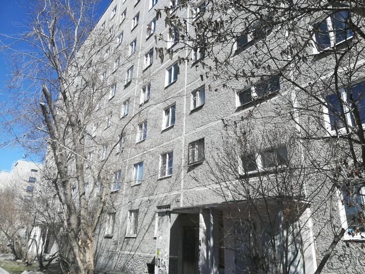 Комната 17 м² в 5-к., 5/9 эт.
