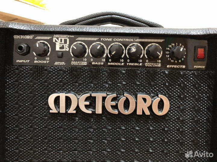 Гитарный комбоусилитель Meteoro
