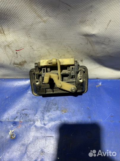 Ручка двери задняя левая suzuki swift