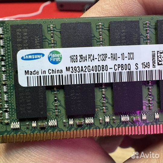 Оперативная память Samsung 16 гб DDR4 2133 мгц