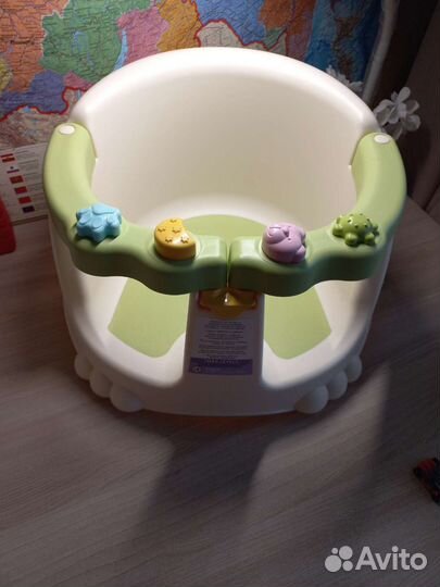 Детская кроватка с маятником