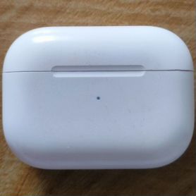 Кейс от наушников Apple AirPods Pro