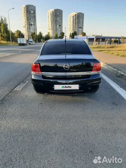 Opel Astra 1.8 AT, 2009, 192 500 км