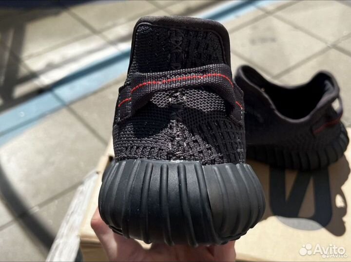 Кроссовки Adidas Yeezy Boost 350 black (черные)