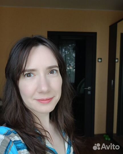 Продавец, официант, бармен, бариста, администратор