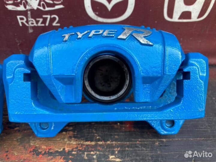 Суппорт передний левый Honda Civic Type R