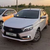 ВАЗ (LADA) Vesta 1.8 AMT, 2017, 165 000 км, с пробегом, цена 650 000 руб.