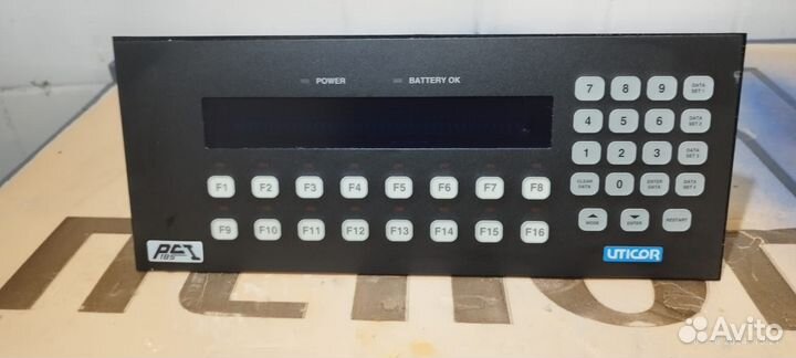 Панель интерфейса оператора Uticor 185-42A1N032R0