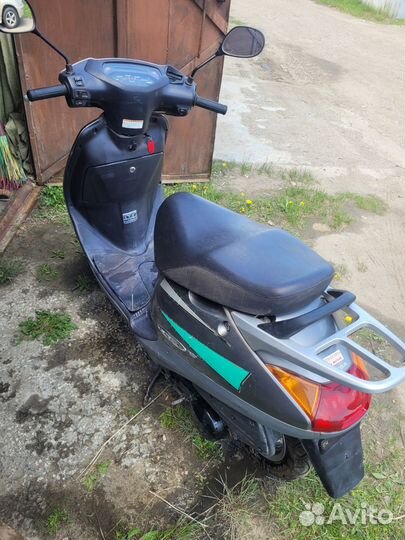 Honda lead 100-1