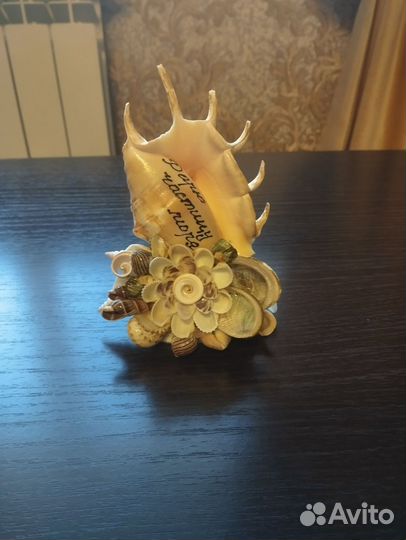 Сувенир из морских ракушек