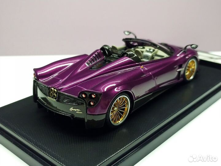 1:43 Pagani Huayra Roadster