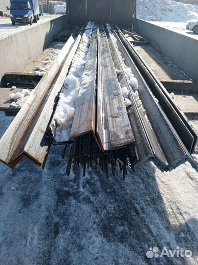 Уголок стальной