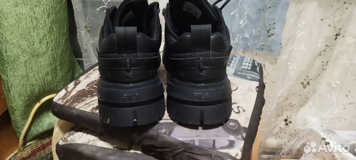 Кроссовки мужские кожаные 42 размер