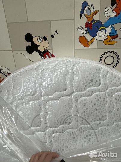 Кокосовый матрас в круглую кроватку