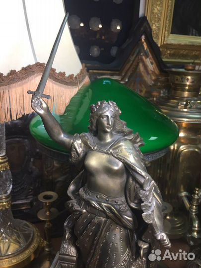 Каминные часы, Вель