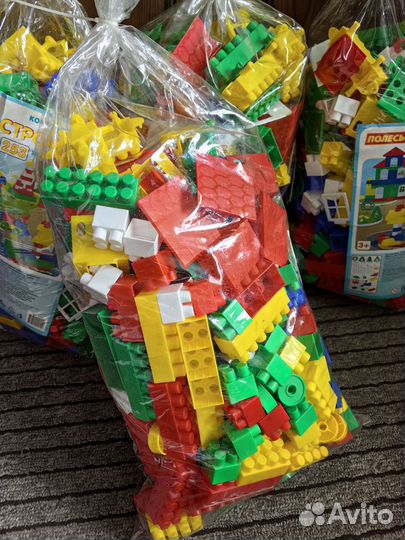 Конструктор полесье строитель 253 элемента новый