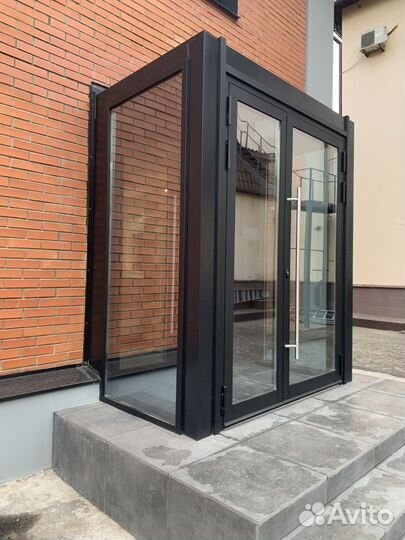 Алюминиевая дверь / Алюминиевые двери