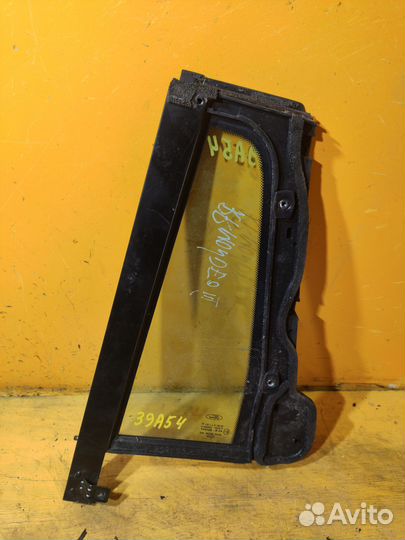 Форточка двери задней правой для Ford Mondeo III