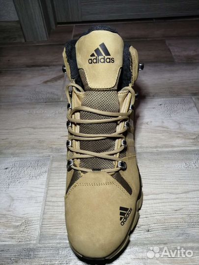 Зимние ботинки Adidas