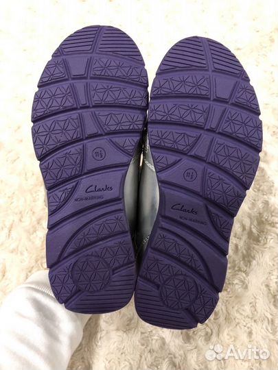 Кроссовки детские Clarks на липучке для девочек