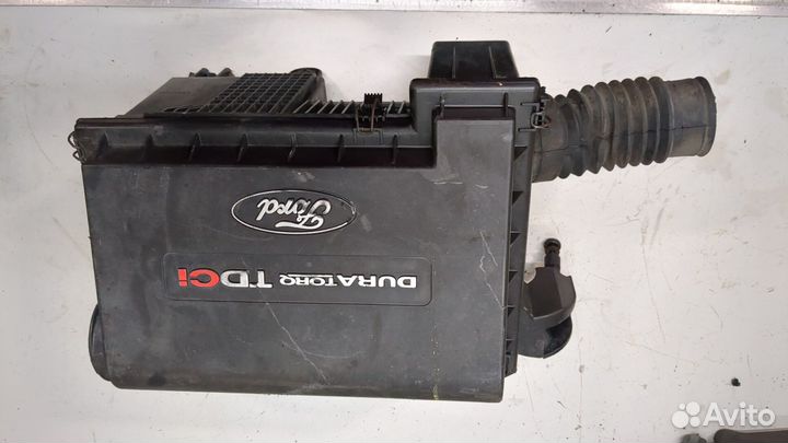 Корпус воздушного фильтра Ford Transit, 2006