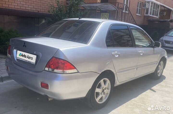 Mitsubishi Lancer 1.6 AT, 2005, 290 000 км