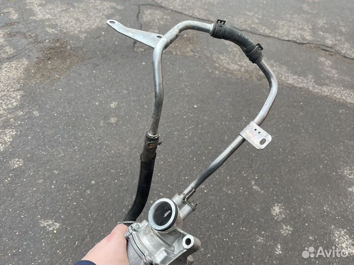 Помпа на mercedes w212