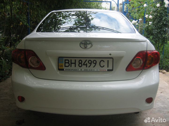 Спойлер на багажник Toyota Corolla E140 2007+