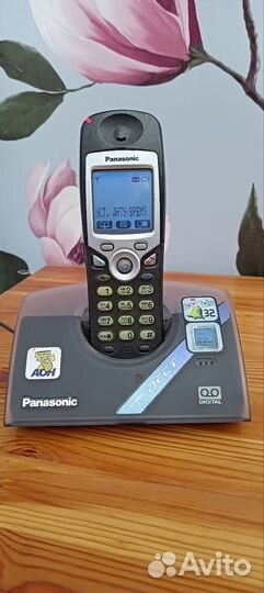 Радиотелефон panasonic