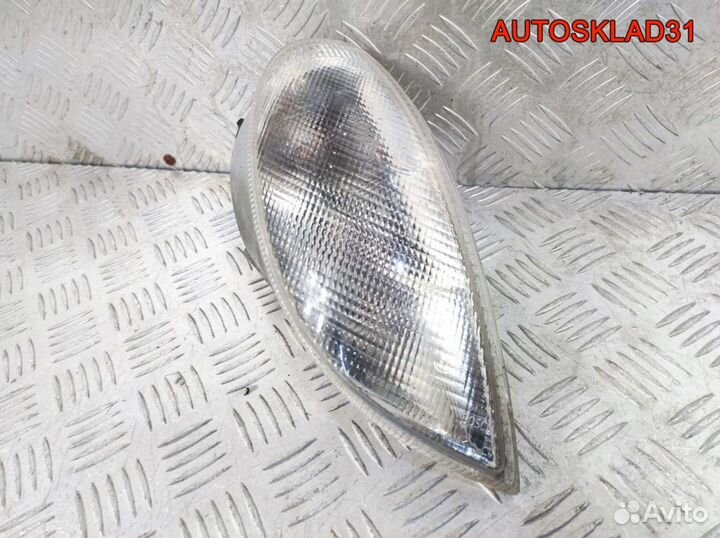 Указатель поворота правый Mercedes R170 1708260243