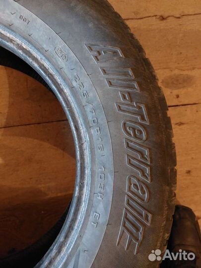 Продам шины 225/70 R16