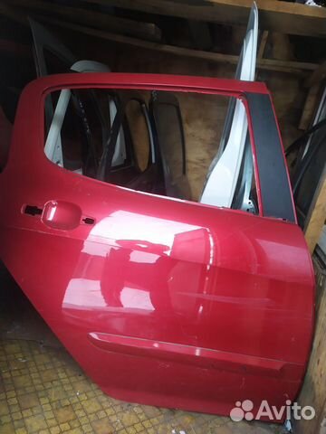 Peugeot 308 дверь задняя правая красная
