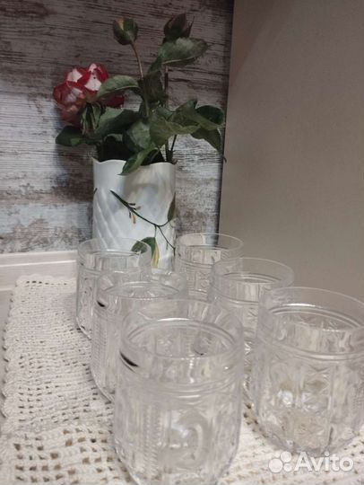 Хрустальные кружки и 3 тарелки. За всё