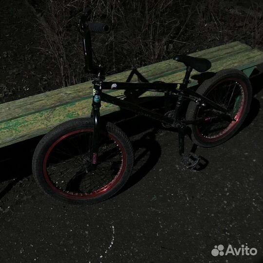 Продам Велосипед BMX