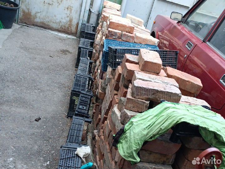 Кирпич красный бу