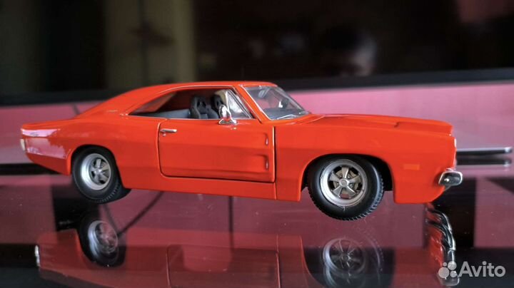 Dodge charger модель