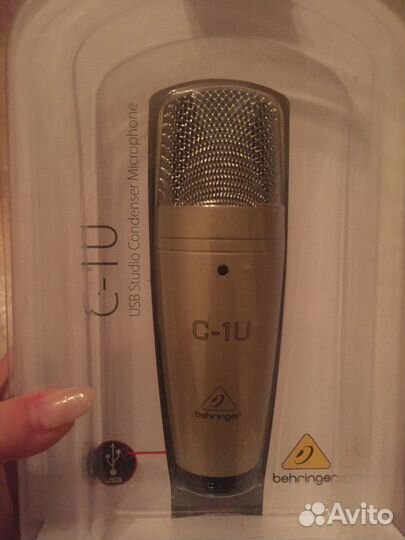 Продаю микрофон C-1U behringer