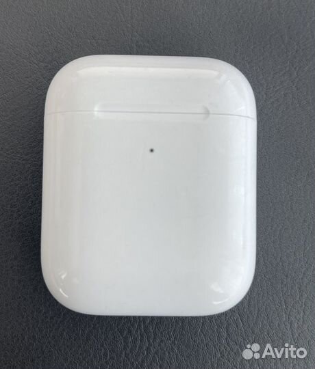 Зарядный кейс для AirPods Wireless Charging Case