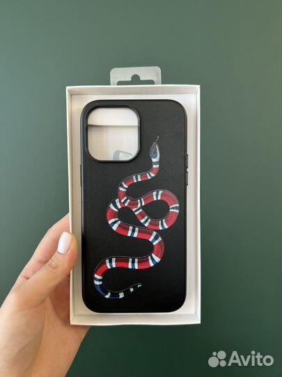 Кожаный чехол на iPhone 14pro/14pro max