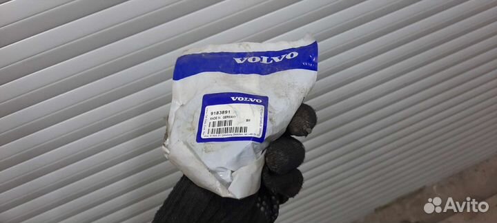 Сальник раздаточной коробки Volvo XC90/2005