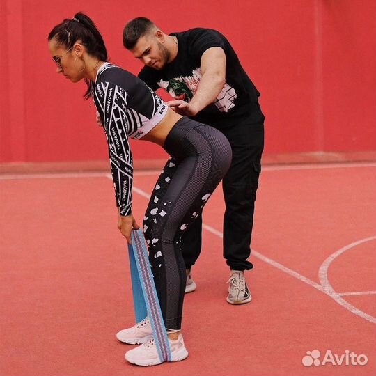 Фитнес тренер нoвuчoк